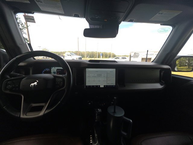 Used 2023 Ford Bronco Outer Banks AWD/4WD image 10