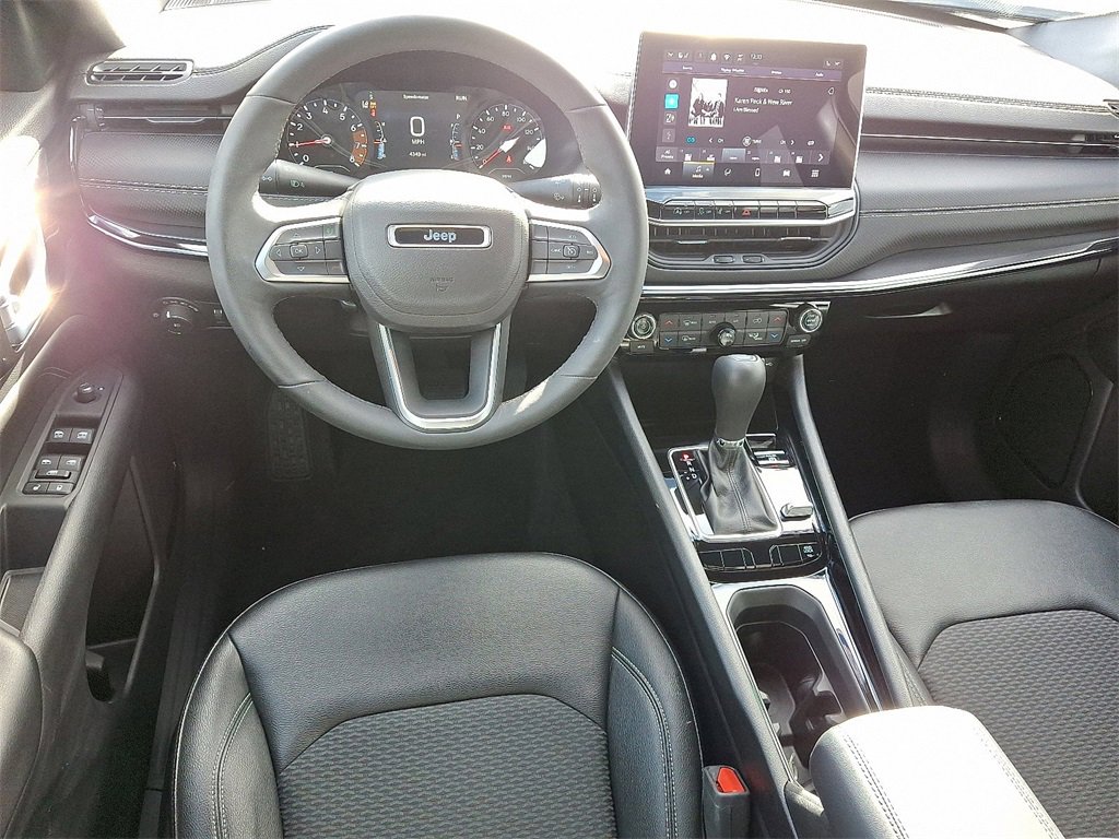 Used 2024 Jeep Compass Latitude w/ Convenience Group video 2