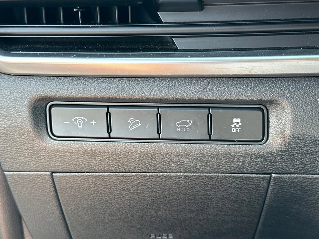 Used 2025 Kia Telluride S AWD/4WD image 18