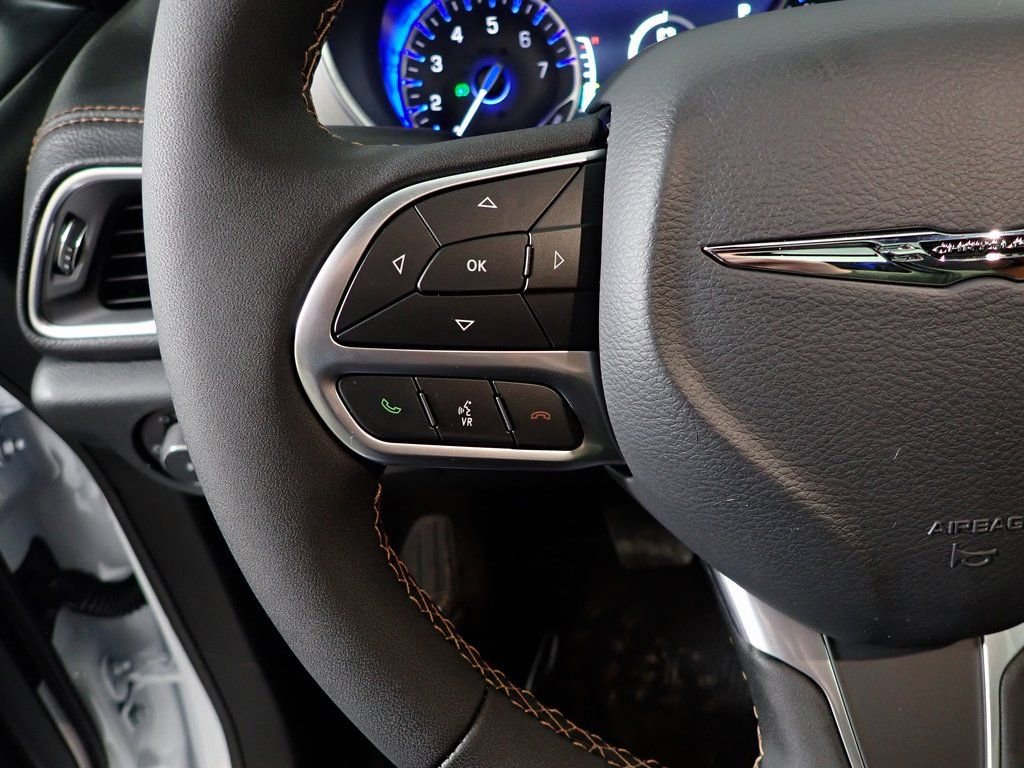 New 2026 Chrysler Pacifica Pinnacle image 30