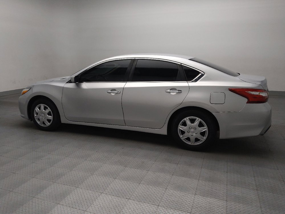Used 2016 Nissan Altima 2.5 S w/ Power Driver Seat Package FWD image 3