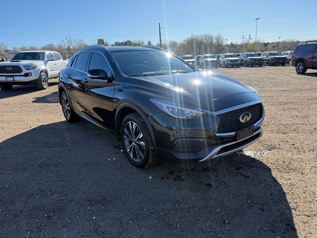 Used 2019 INFINITI QX30 Premium w/ Navigation Package image 8