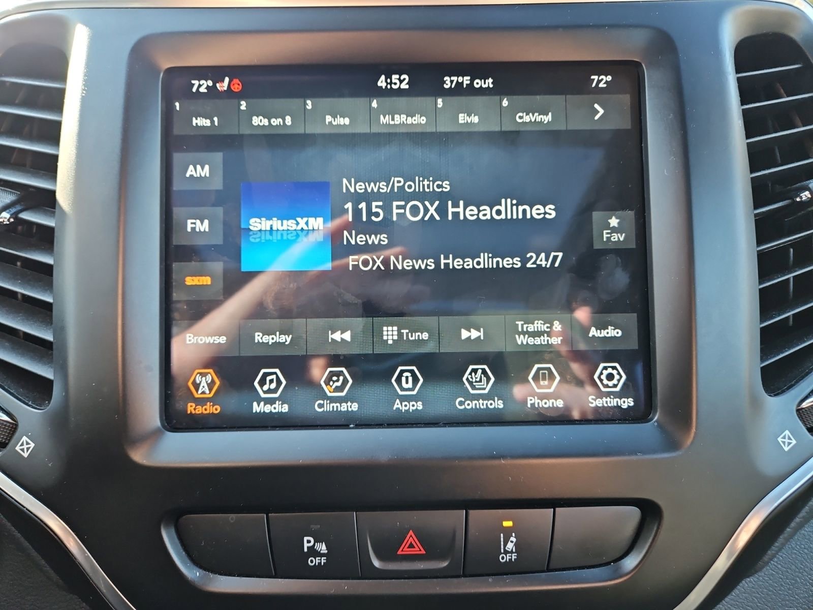 Used 2021 Jeep Cherokee Latitude Lux 80th Anniv w/ Quick Order Package 26U 80TH image 29