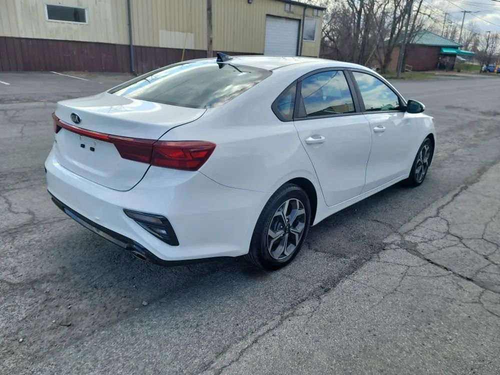 Used 2020 Kia Forte LXS FWD image 5