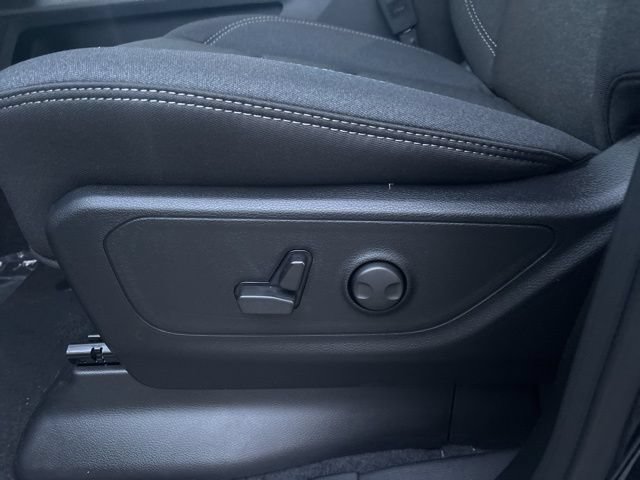 New 2026 RAM 1500 Big Horn AWD/4WD image 17