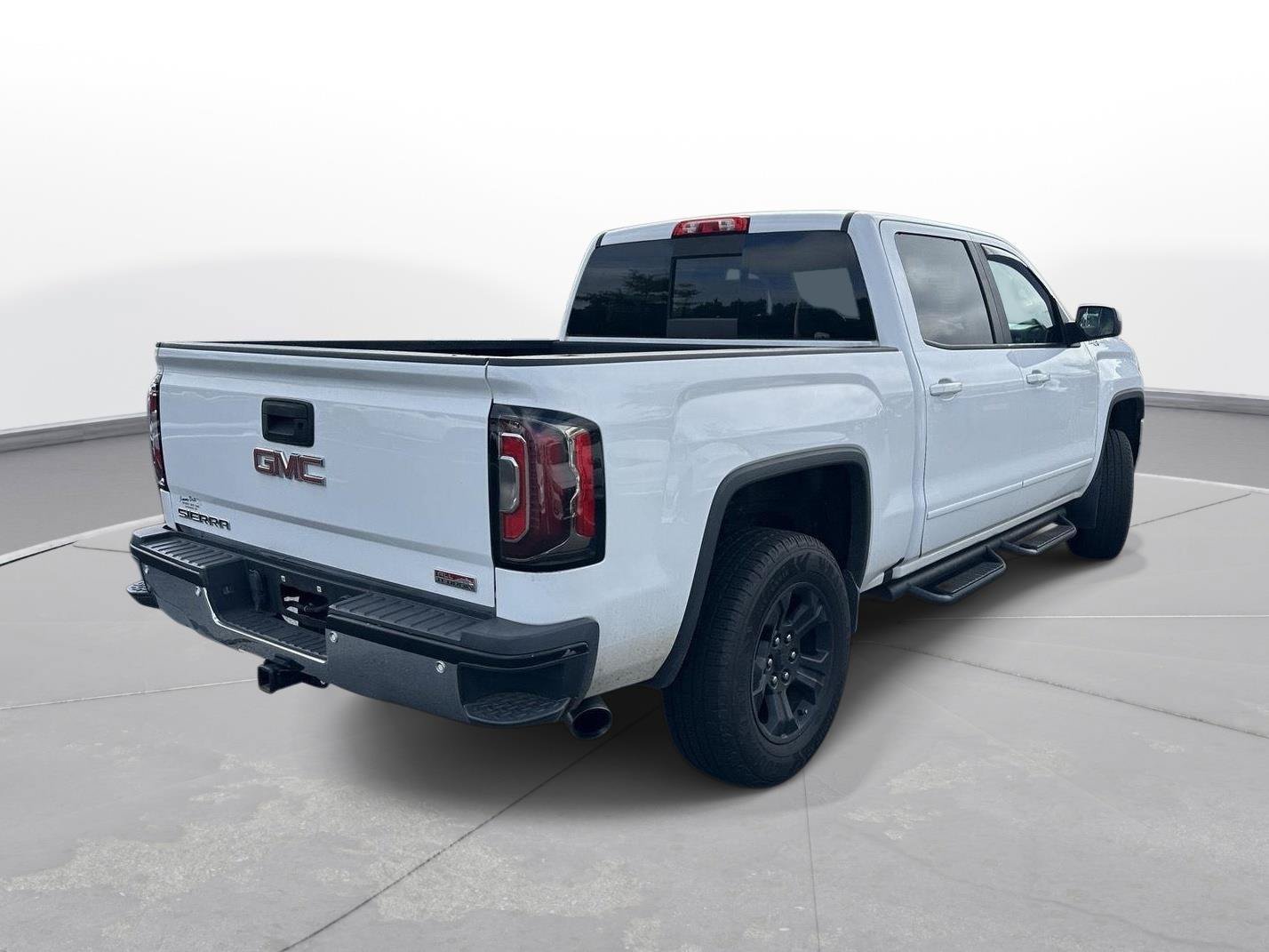 Used 2017 GMC Sierra 1500 SLT w/ All Terrain X Package AWD/4WD image 6