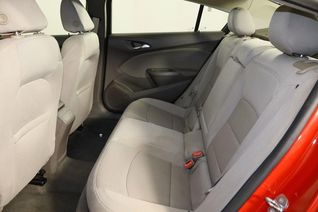 Used 2016 Chevrolet Cruze LT w/ Convenience Package image 17