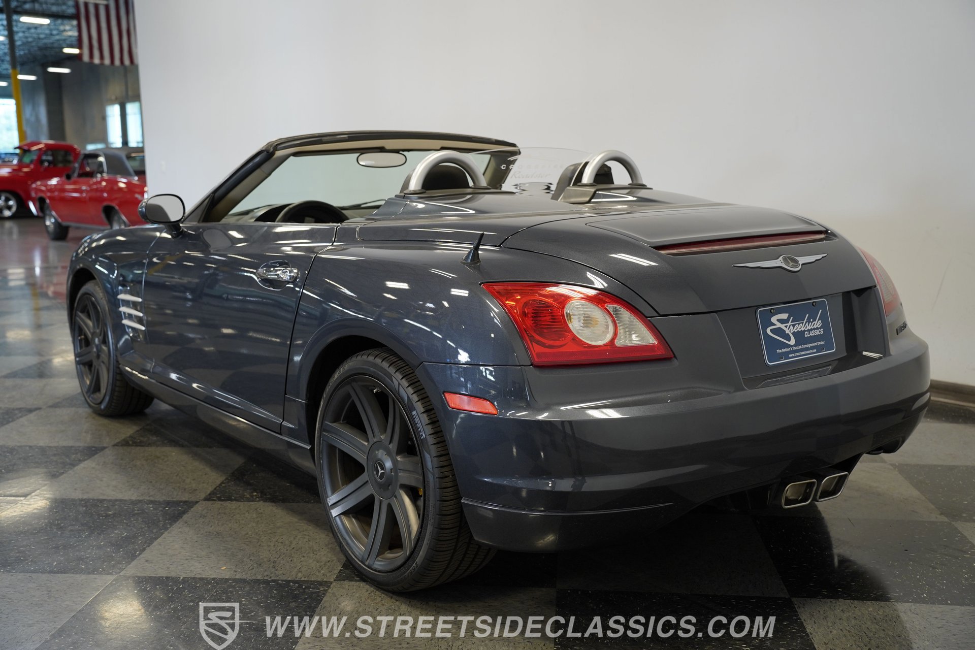 Used 2006 Chrysler Crossfire Limited image 9