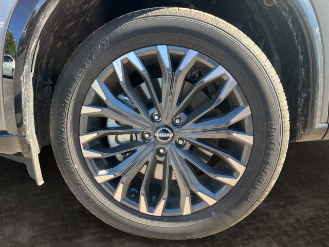 Certified 2026 Nissan Rogue Platinum w/ Tech Package AWD/4WD image 11