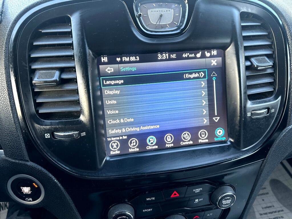 Used 2017 Chrysler 300 S image 22