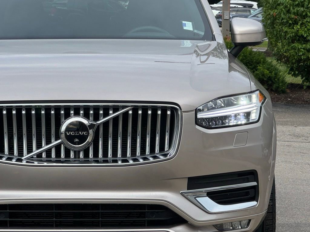 Used 2023 Volvo XC90 B5 Plus image 10