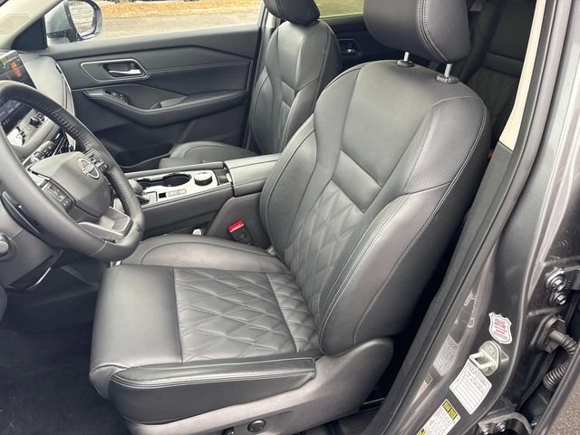 Certified 2026 Nissan Rogue Platinum w/ Platinum Premium Package AWD/4WD image 31