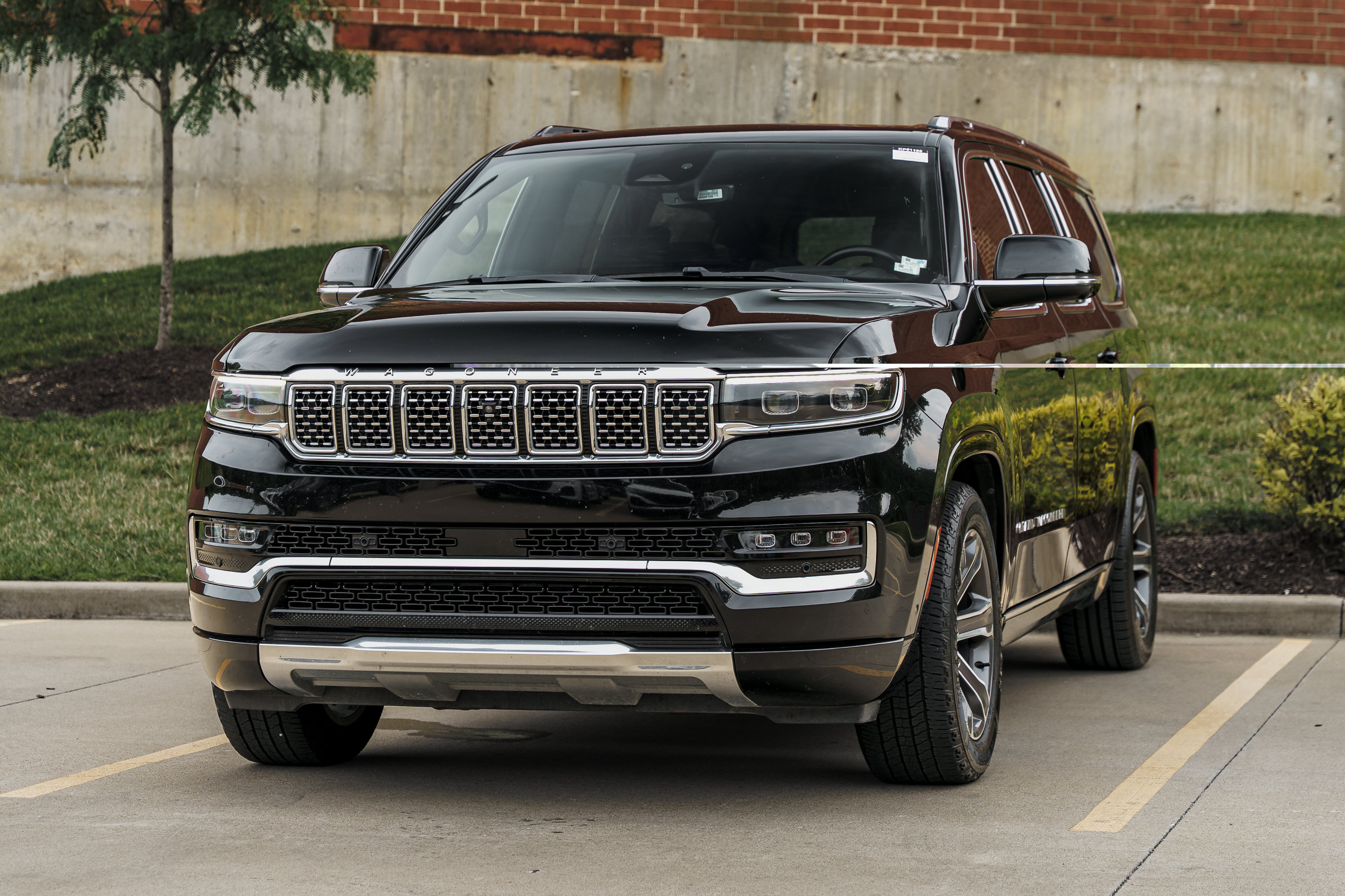 Used 2024 Jeep Grand Wagoneer L 4WD image 7