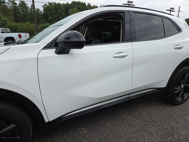 Used 2021 Buick Envision Essence w/ Sport Touring Package AWD/4WD image 34