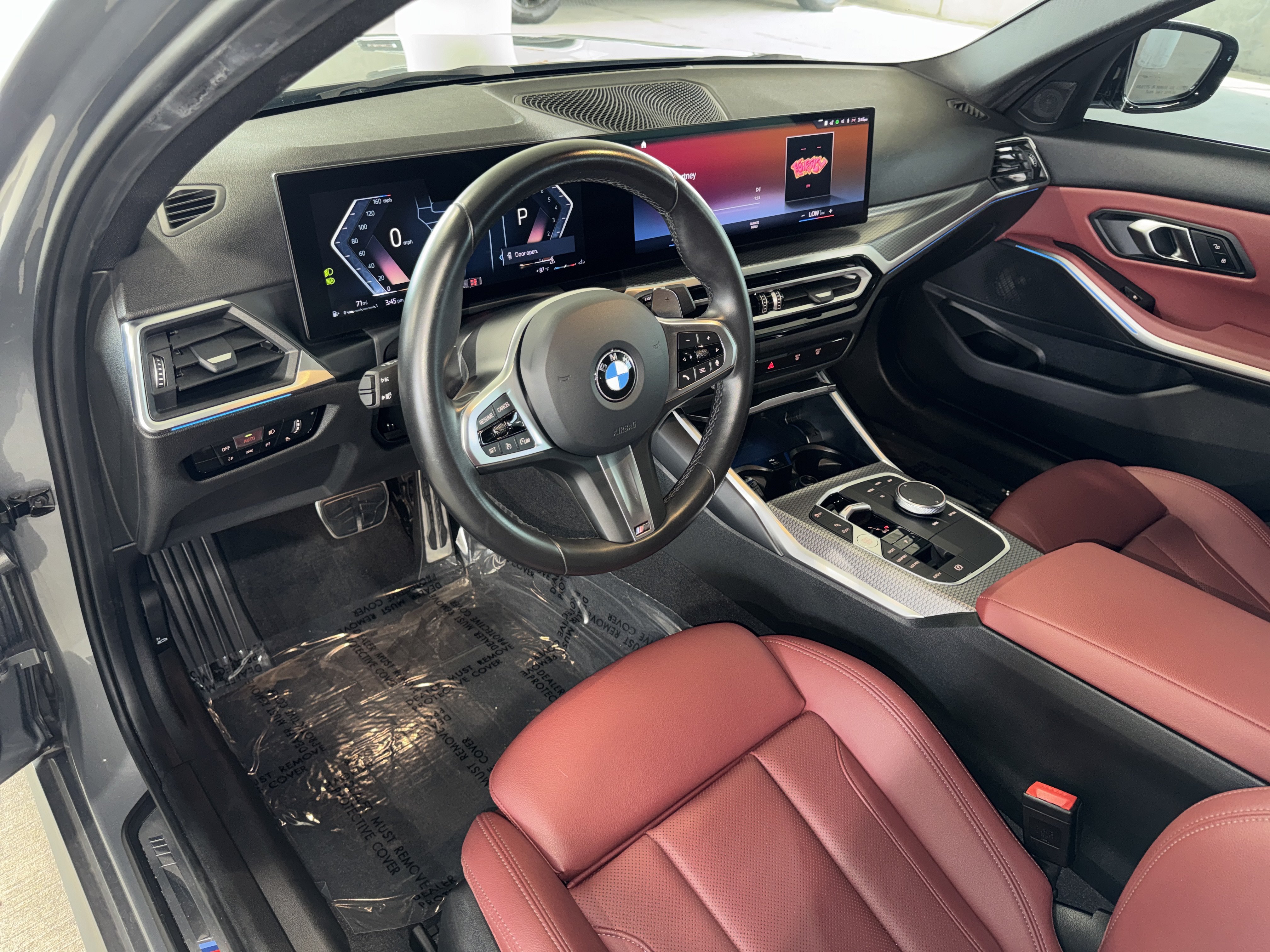 Used 2024 BMW 330i Sedan w/ M Sport Package RWD image 19