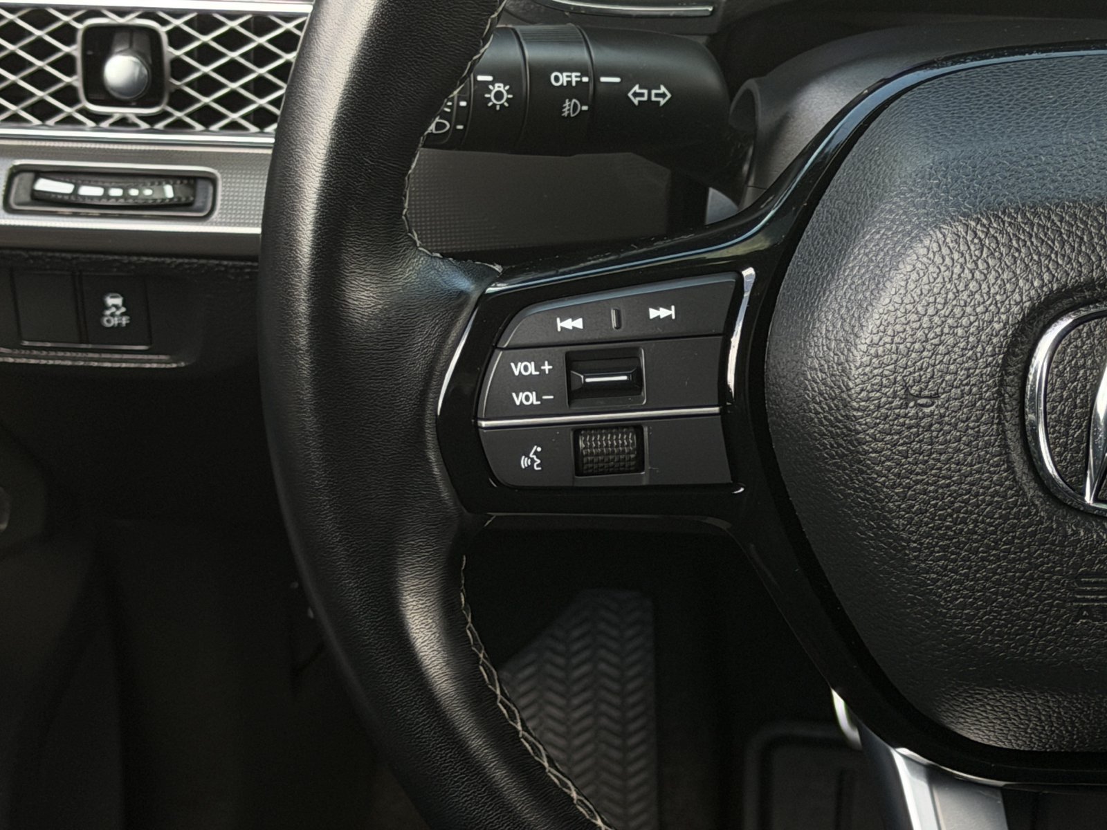 Used 2024 Acura Integra A-Spec w/ Technology Package FWD image 16