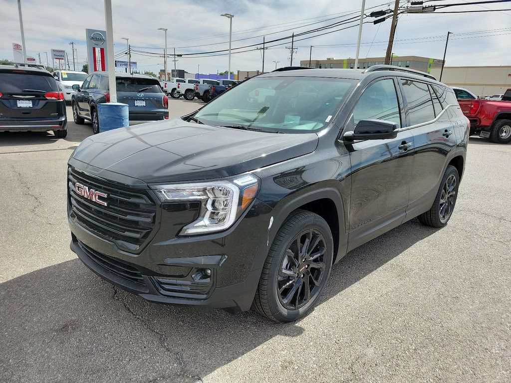 New 2024 GMC Terrain SLT w/ Infotainment Package II AWD/4WD image 6