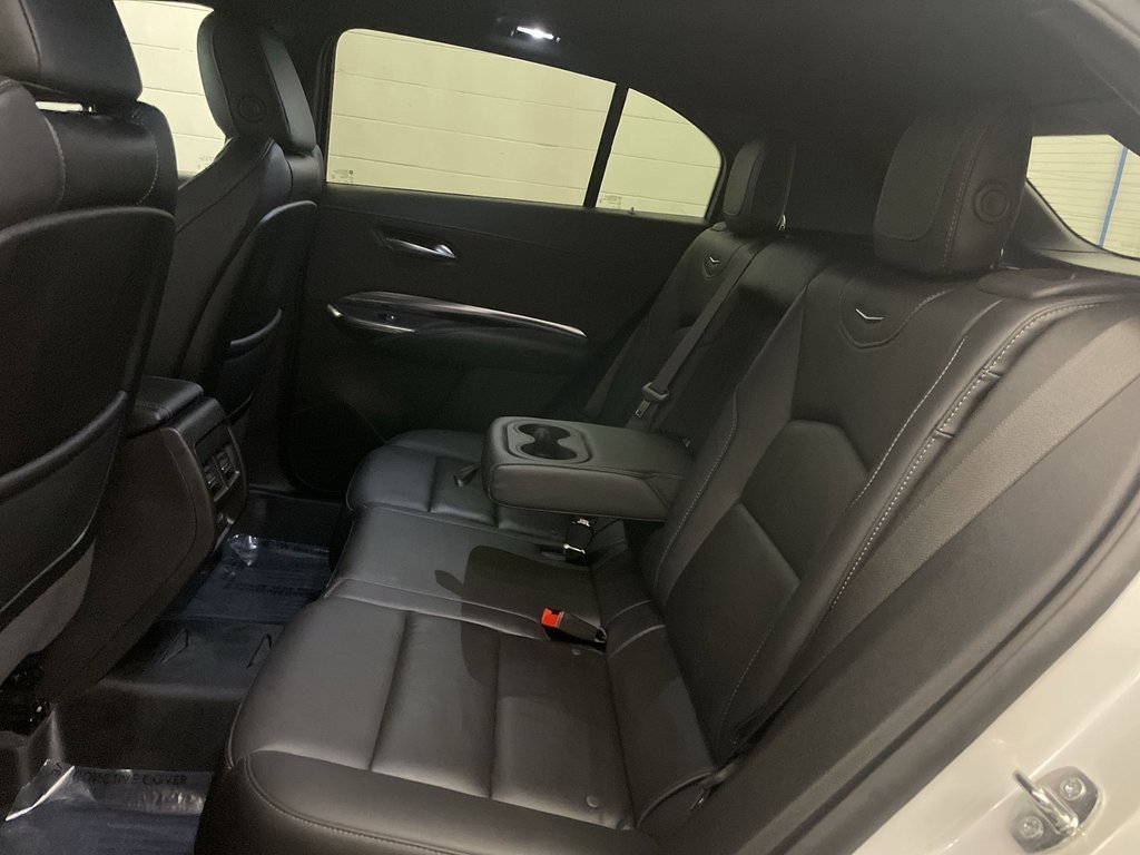 Used 2023 Cadillac XT4 Luxury image 17