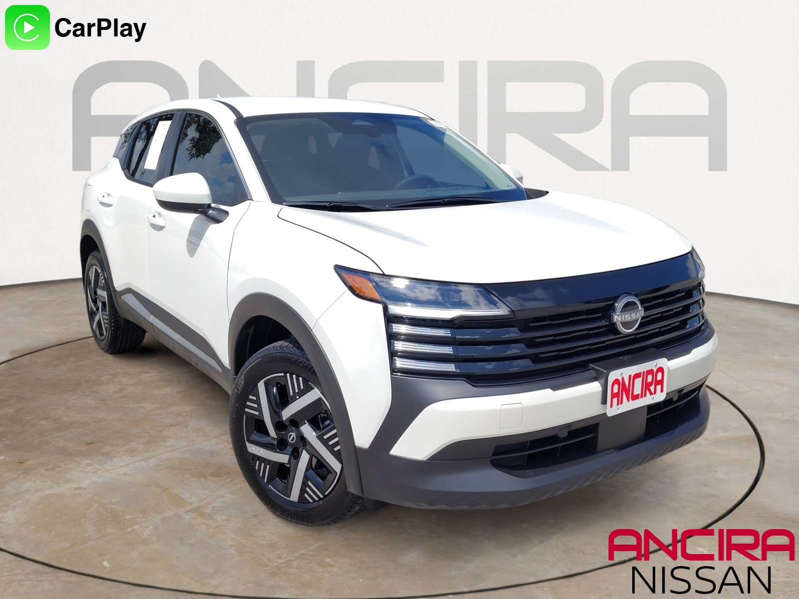 Used 2025 Nissan Kicks SV FWD image 1