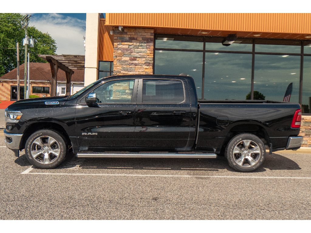 Used 2023 RAM 1500 Laramie AWD/4WD image 6