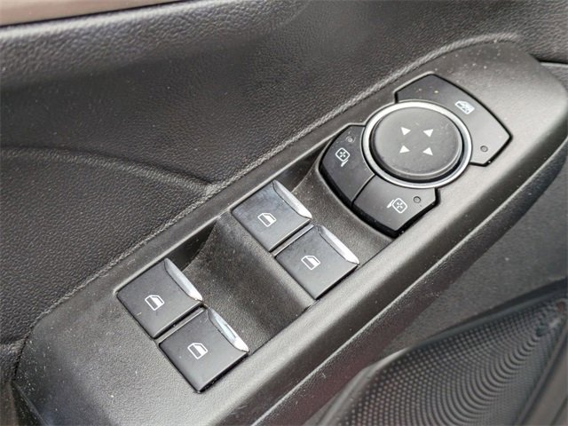 Used 2021 Ford Escape SE w/ SE Sport Appearance Package image 13