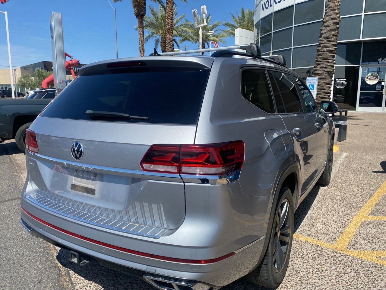 Used 2021 Volkswagen Atlas SE FWD image 6