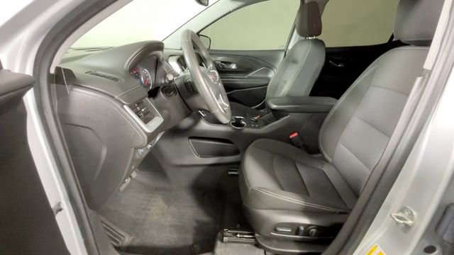 Used 2022 GMC Terrain SLE w/ Driver Convenience Package FWD image 17