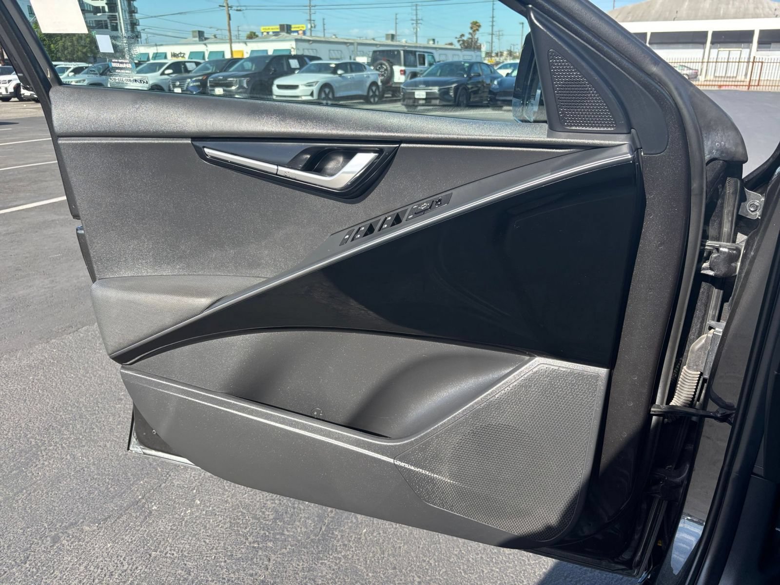 Used 2023 Kia Niro Wind FWD image 23