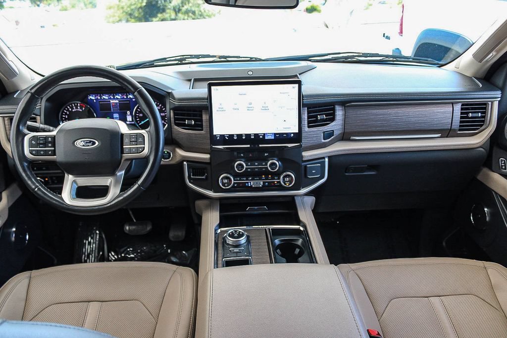 Used 2024 Ford Expedition Max Limited RWD image 13