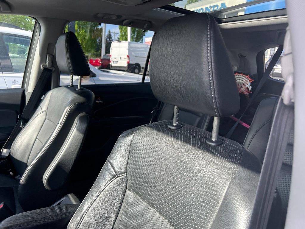 Used 2017 Honda Pilot Elite image 6