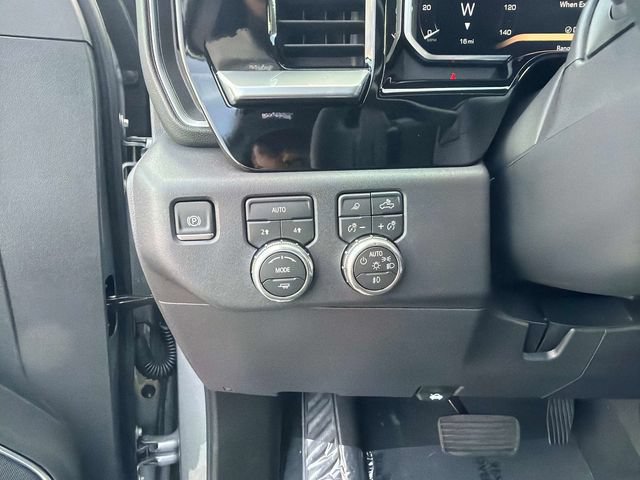 New 2026 GMC Sierra 1500 Elevation w/ Elevation Premium Package AWD/4WD image 30