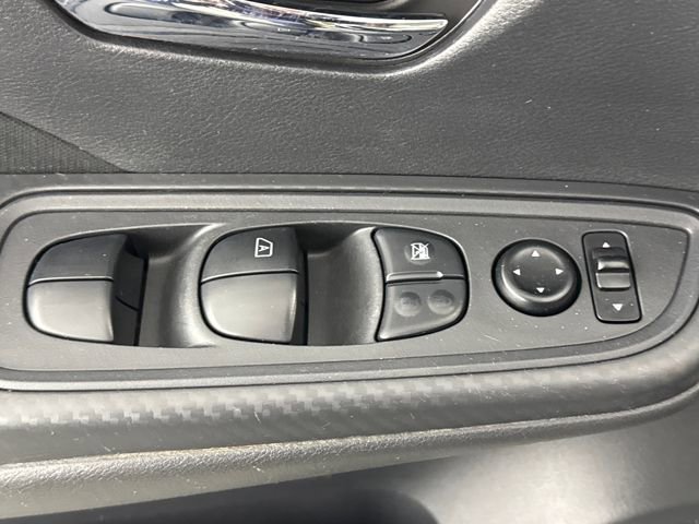 Used 2021 Nissan Versa SV image 26