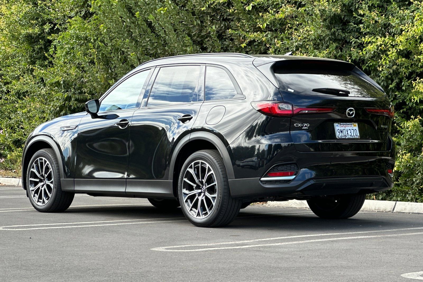 Certified 2025 MAZDA CX-70 Plug-In Hybrid w/ Premium Pkg image 7