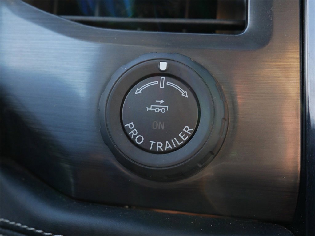 Used 2024 Ford F150 Lightning Platinum image 23