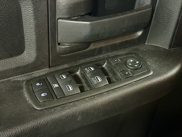 Used 2015 RAM 2500 Tradesman w/ Chrome Appearance Group image 19