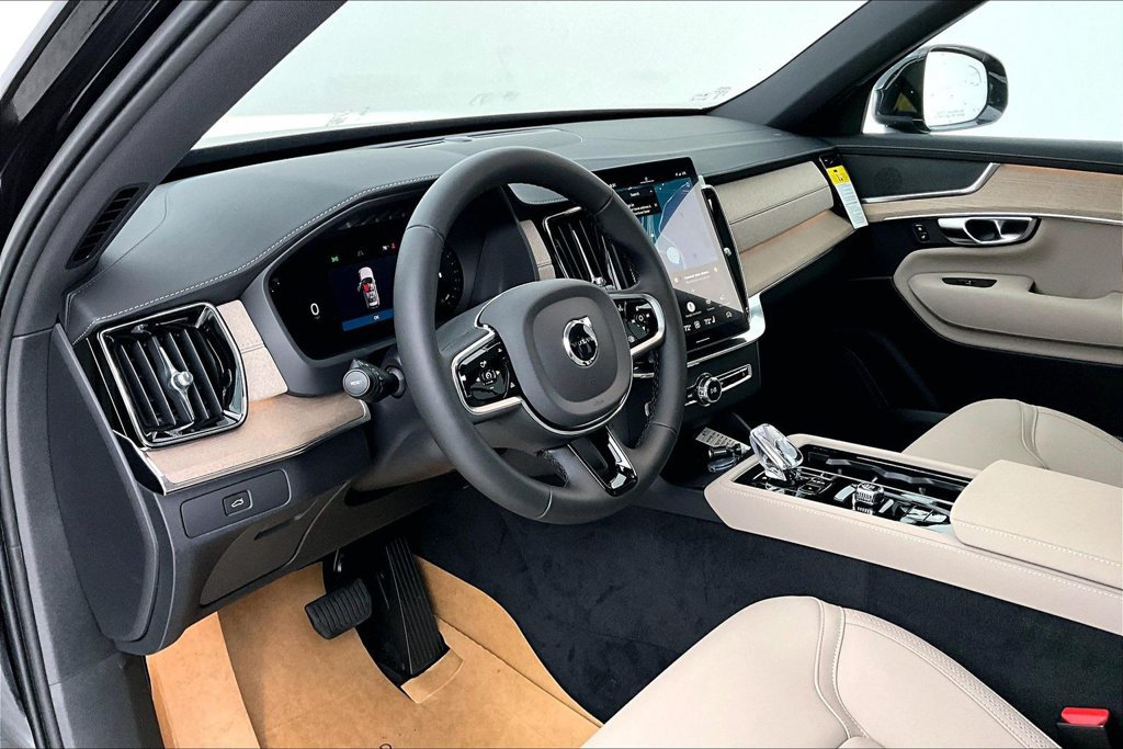 New 2026 Volvo XC90 B5 Core AWD/4WD image 23