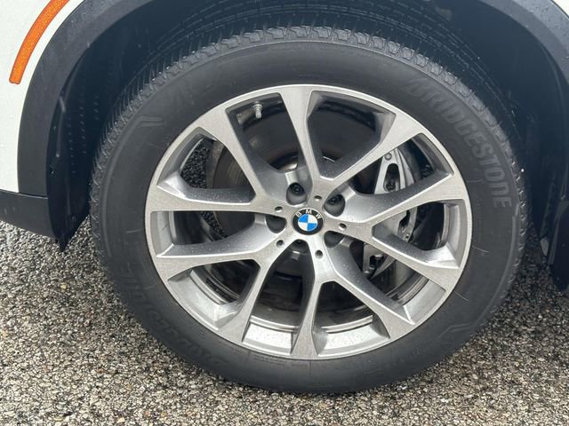 Certified 2025 BMW X5 xDrive40i image 13