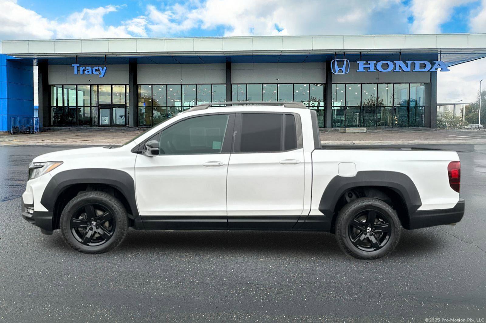 Certified 2023 Honda Ridgeline Black Edition image 11