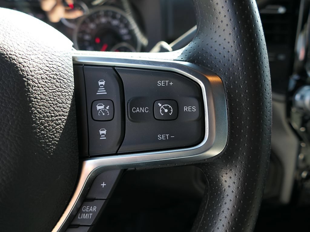 New 2025 RAM 2500 Tradesman AWD/4WD image 18