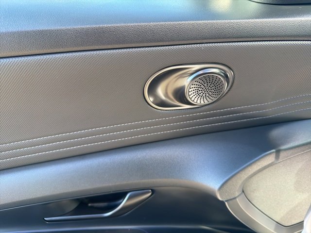 Certified 2025 Hyundai Elantra Sport image 15