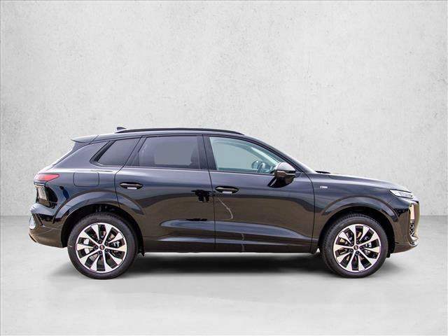 New 2026 Audi Q3 quattro 2.0T AWD/4WD image 4