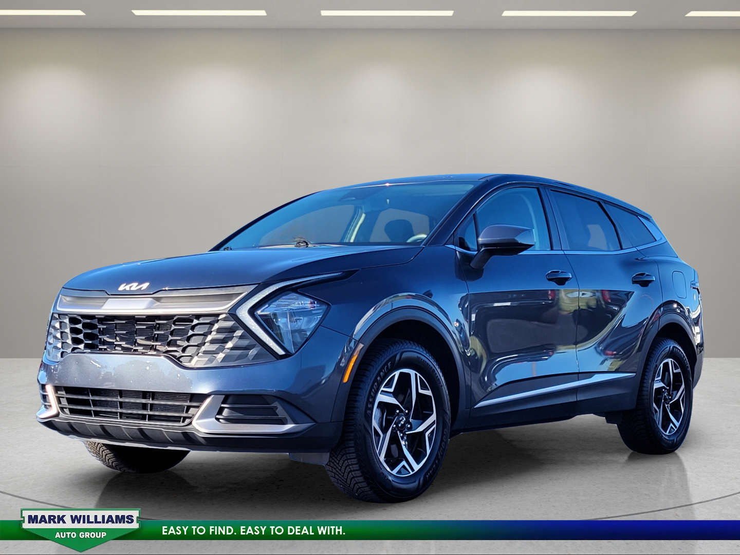 Used 2023 Kia Sportage LX AWD/4WD image 8