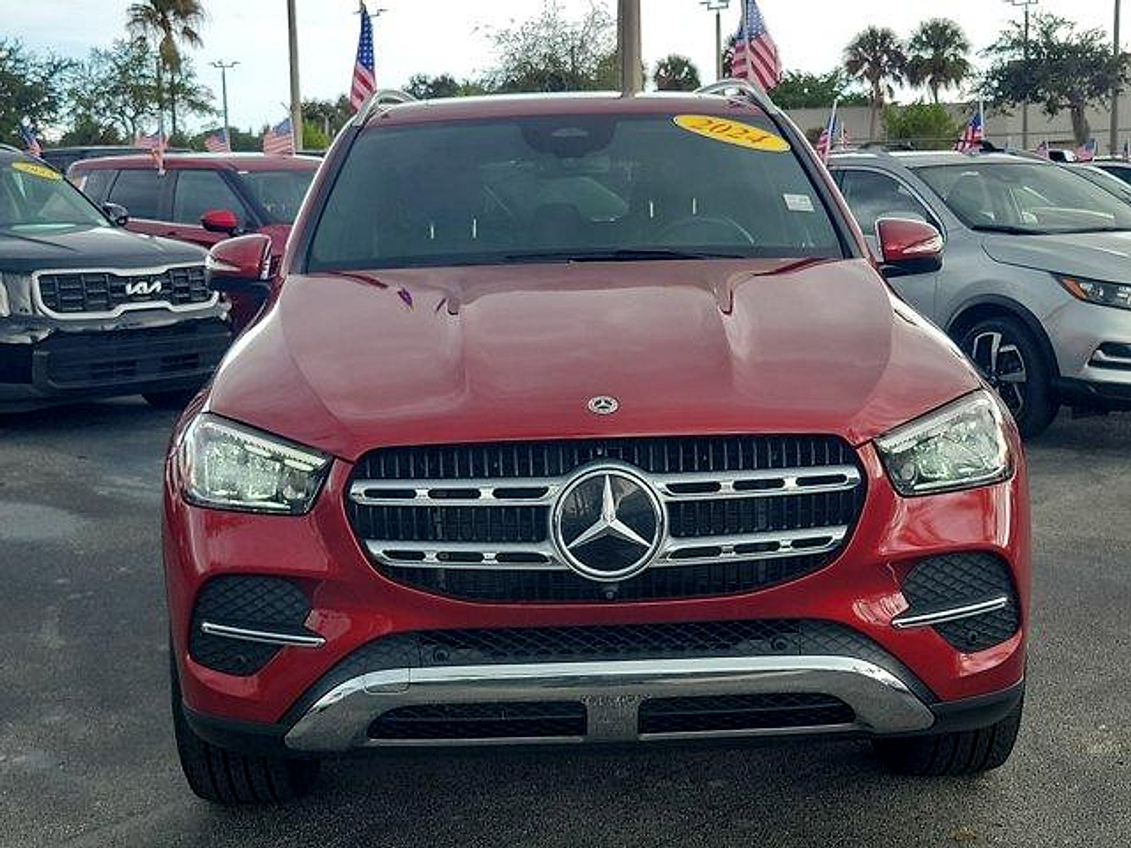 Used 2024 Mercedes-Benz GLE 350 4MATIC image 2