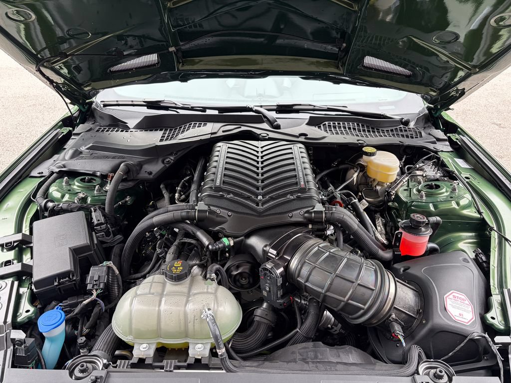 Used 2022 Ford Mustang GT Premium w/ Black Accent Package RWD image 10