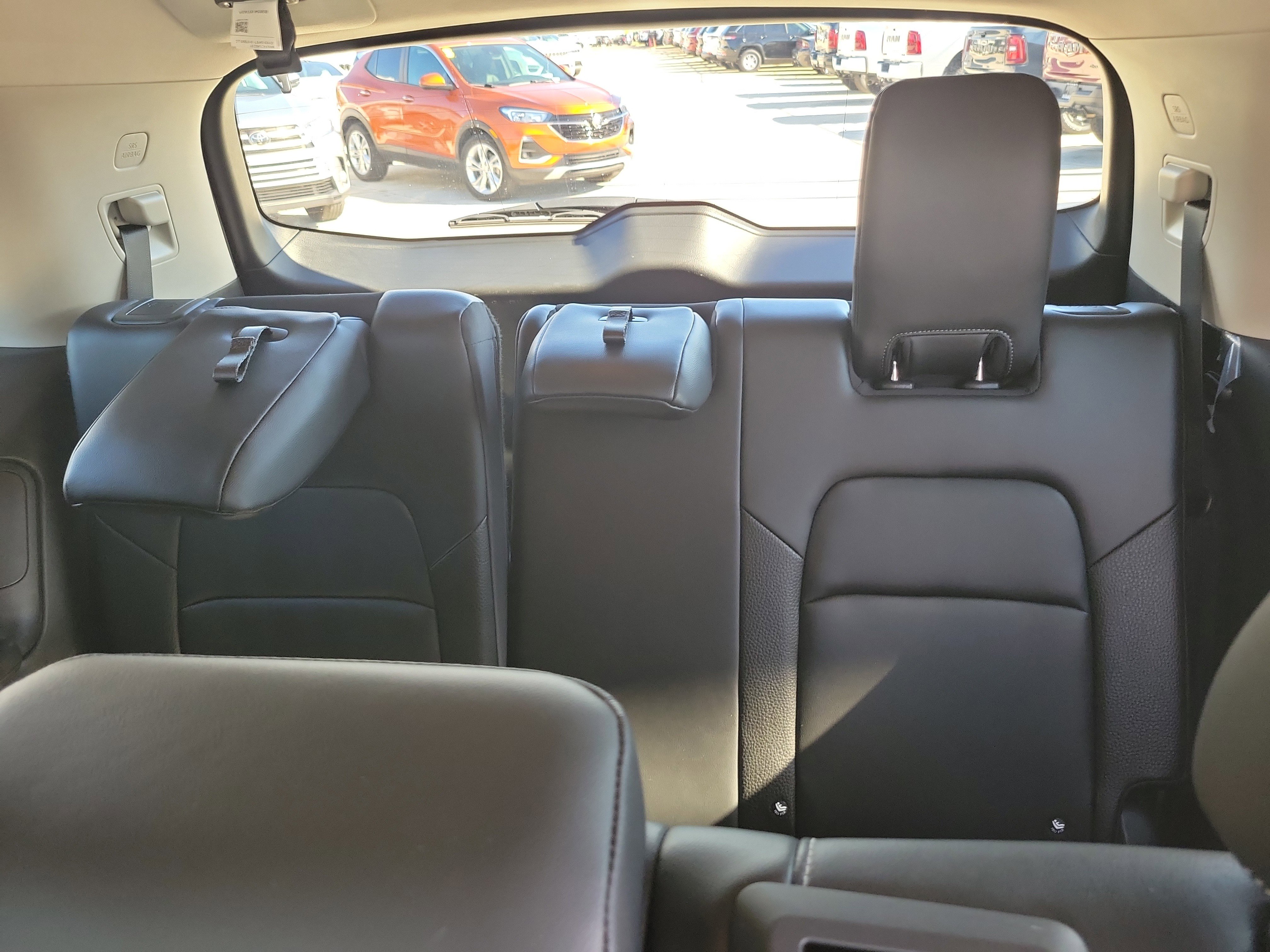 Used 2024 Nissan Pathfinder SL image 16