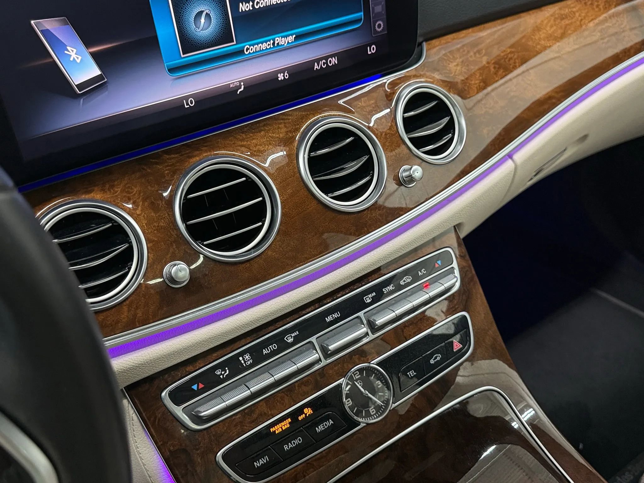 Used 2020 Mercedes-Benz E 450 4MATIC Wagon image 20