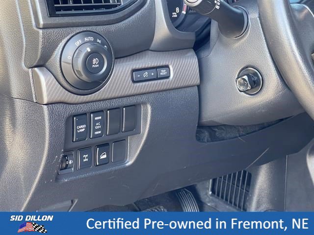 Used 2024 Nissan Titan PRO-4X w/ Pro-4x Convenience Package AWD/4WD image 7