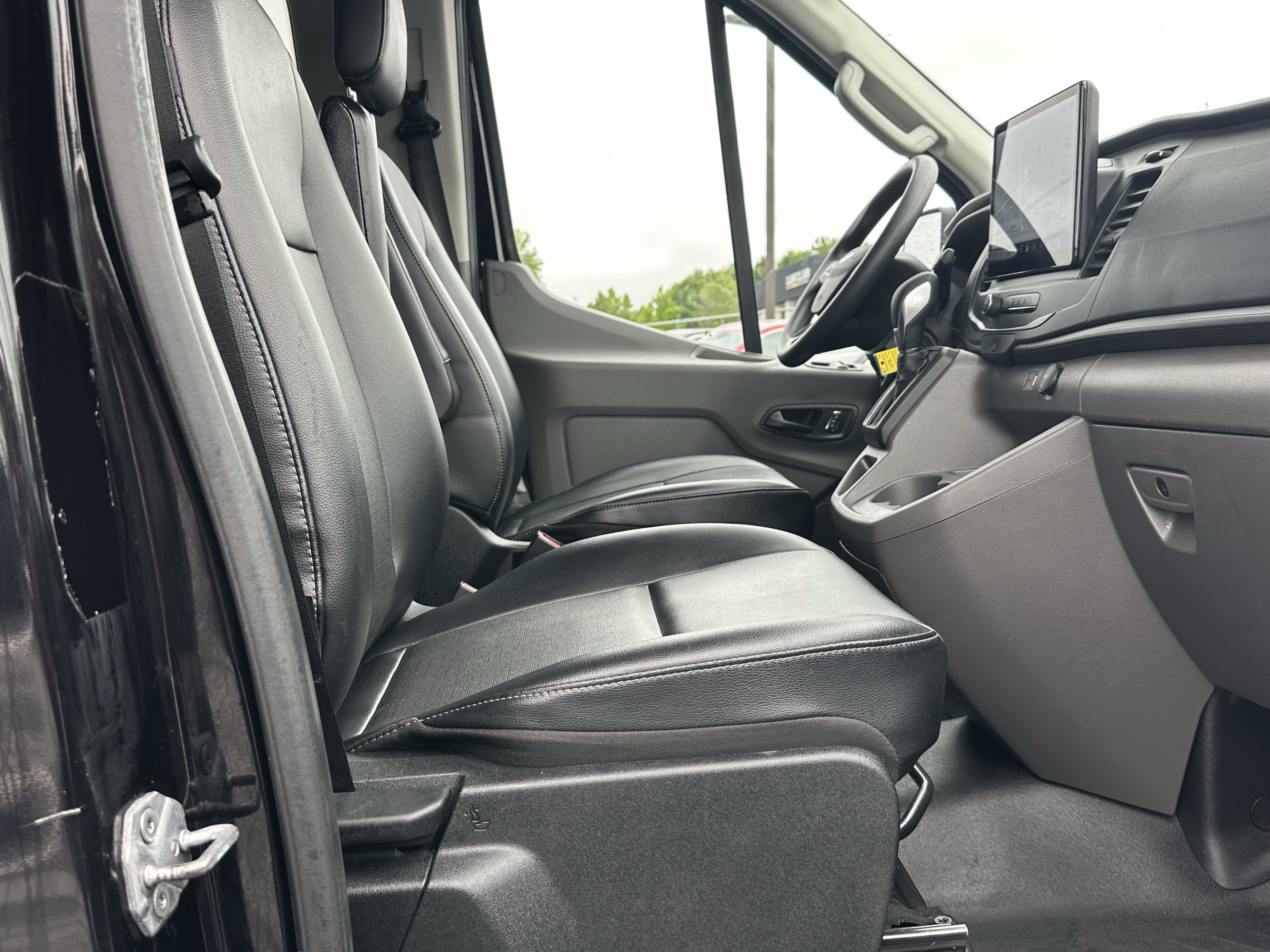 Used 2024 Ford Transit 350 XL RWD image 14