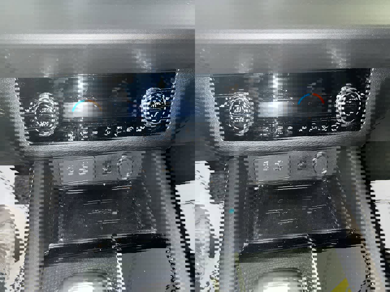 Used 2022 Mitsubishi Outlander SEL Black Edition image 20