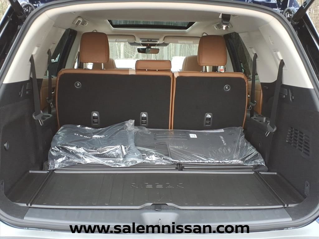 New 2026 Nissan Pathfinder Platinum w/ Cargo Package image 7